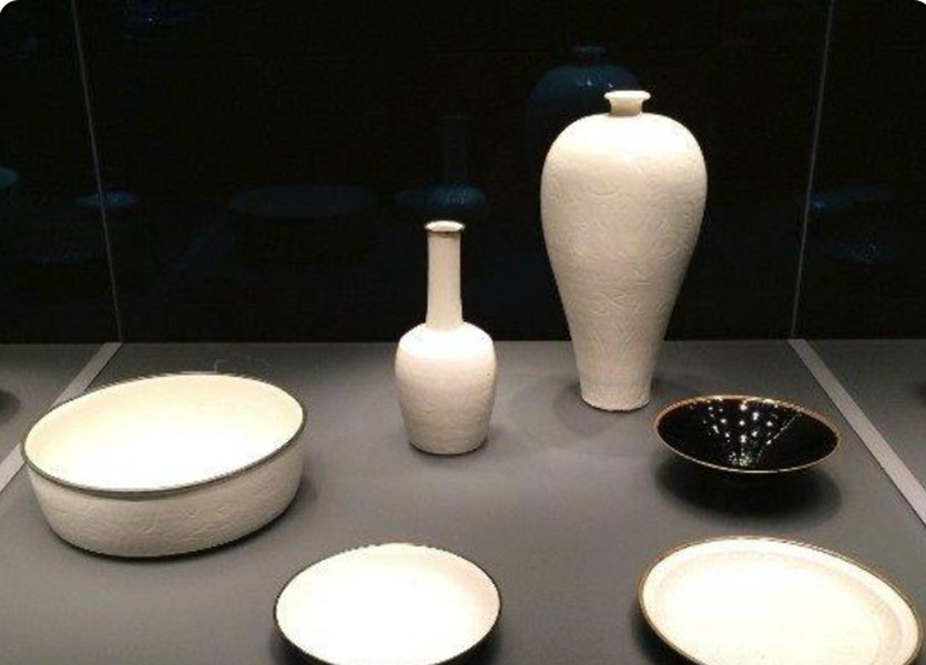 大英博物館內館藏的精美定瓷